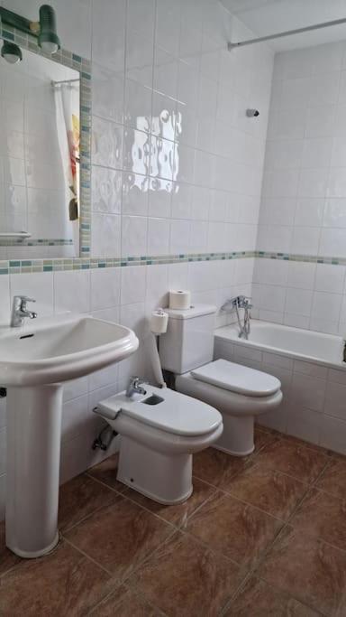 Bungalow Con Jardin Y Piscina Cerca De La Playa Oropesa del Mar Exteriör bild