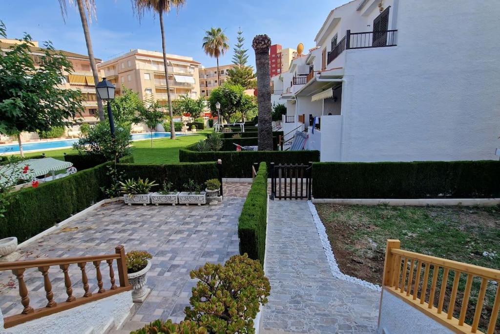 Bungalow Con Jardin Y Piscina Cerca De La Playa Oropesa del Mar Exteriör bild